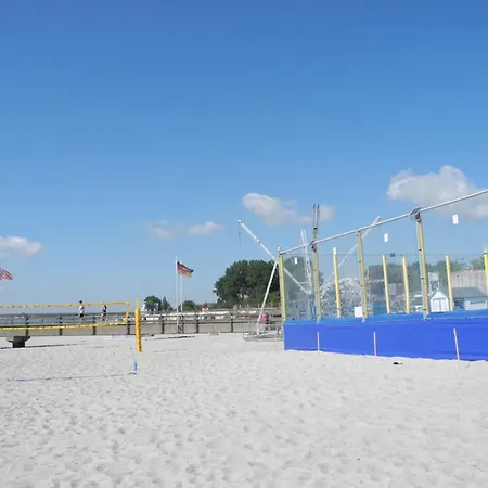 Strandperle 16 - *